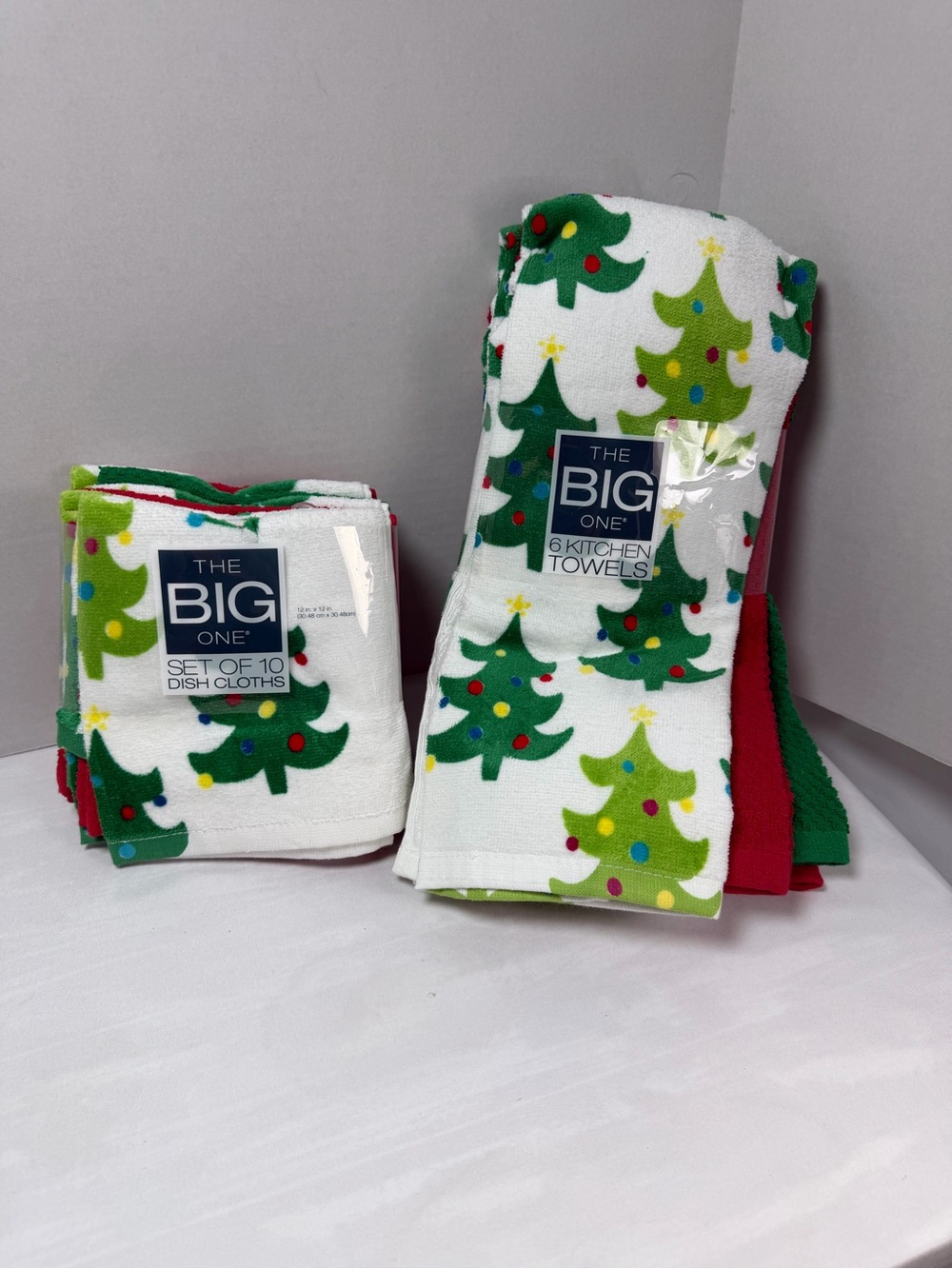 Lot Of 16 Brand New Kohls Christmas Towels Kitchen And Dish Towels